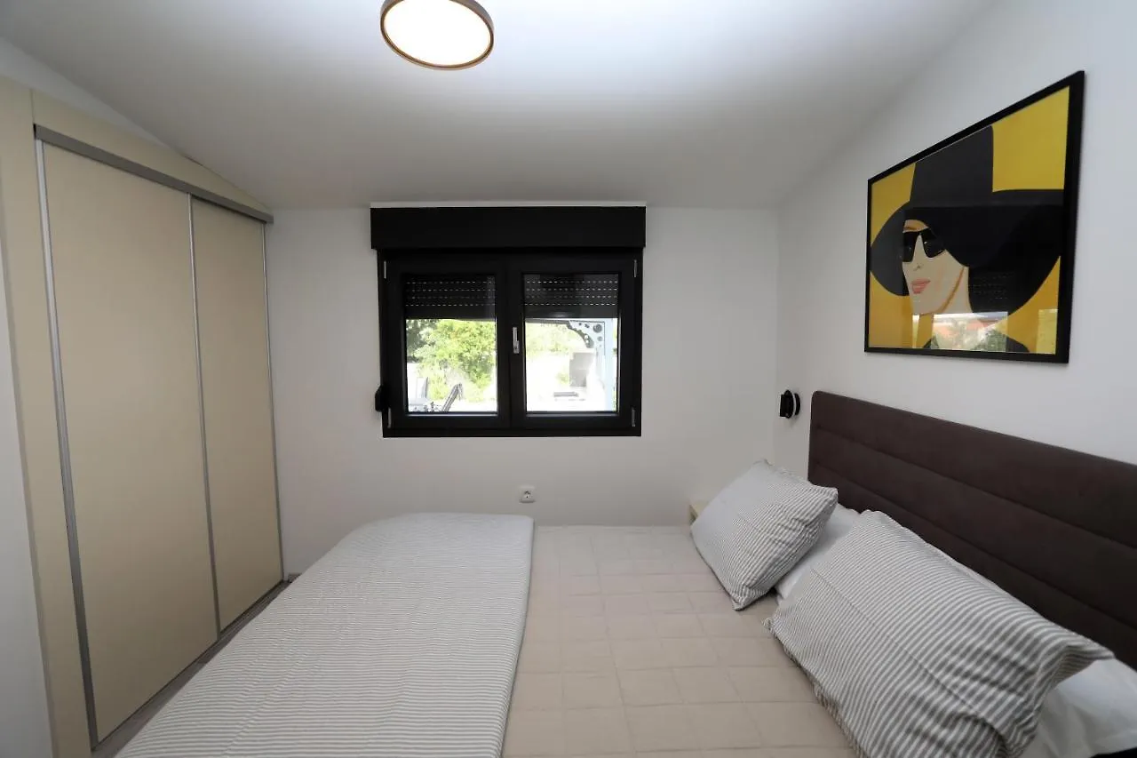 Guest House Tika Medulin